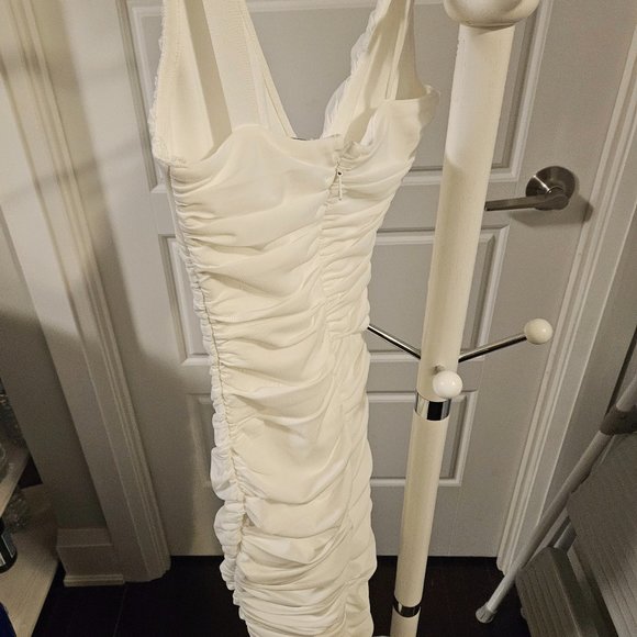 Bodycon Midi Dress - Picture 6 of 7